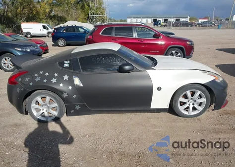 2016 Nissan 370Z Nismo/Nismo Tech/Sport/Sport Tech/Touring z USA, uszkodzony, nr VIN JN1AZ4EH1GM935792